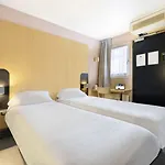 Sud Porte D'espagne Hotell