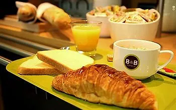 Sud Porte D'espagne 酒店