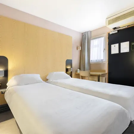 Sud Porte D'espagne 酒店 佩皮尼昂