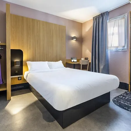 Hotel Sud Porte D'espagne 2*