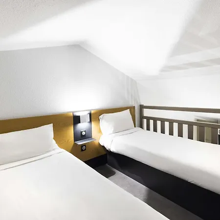 酒店 Sud Porte D'espagne 2*