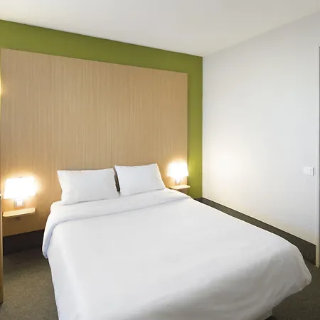 Hotel Sud Porte D'espagne 2*