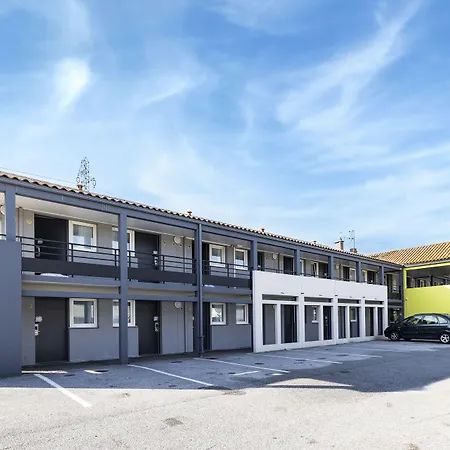 Sud Porte D'espagne 2* Perpignano