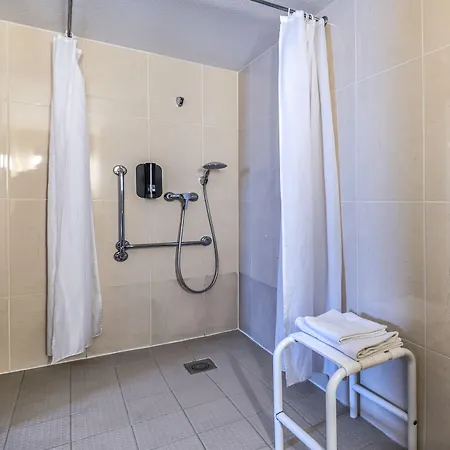 Szálloda Sud Porte D'espagne 2*