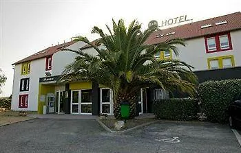 Sud Porte D'espagne Отель Перпиньан